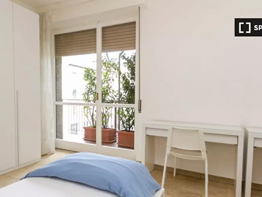 Immagine 1 di Camera condivisa in affitto  in Via Maniago a Milano