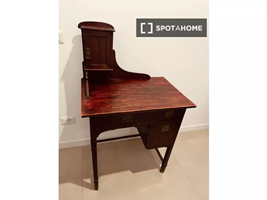 Immagine 11 di Camera condivisa in affitto  in Via Federico Ozanam a Roma