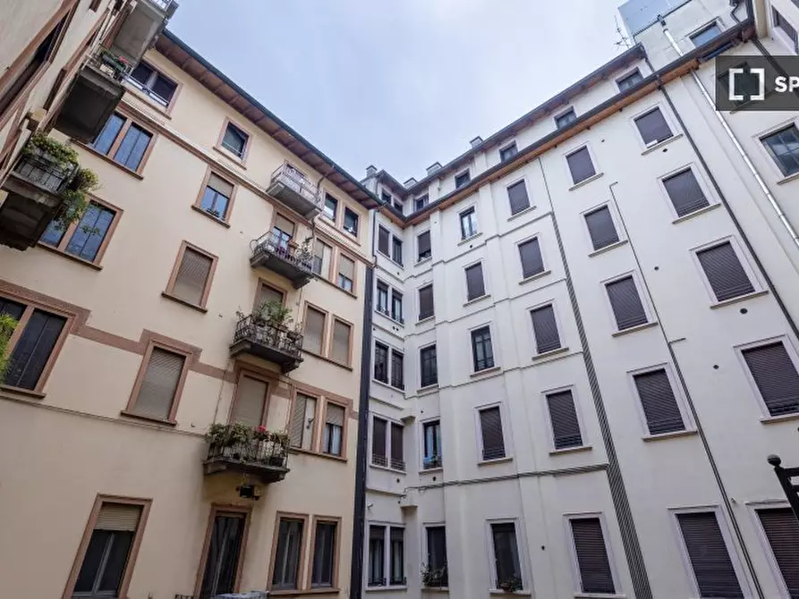 Immagine 15 di Appartamento in affitto  in Via Luigi Settembrini a Milano