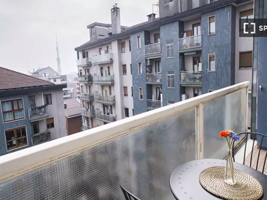 Immagine 18 di Camera condivisa in affitto  in Piazza Stuparich a Milano