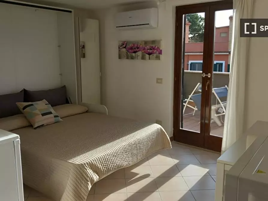 Immagine 15 di Appartamento in affitto  in Via Alberico Gentili a Roma