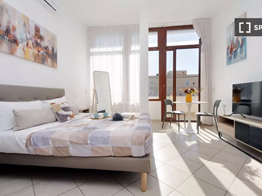 Immagine 1 di Appartamento in affitto  in Piazza G. Battista Grassi a Fiumicino