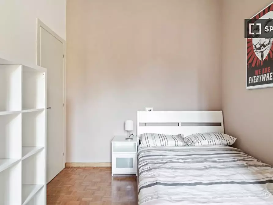 Immagine 2 di Camera condivisa in affitto  in Via Orti a Milano