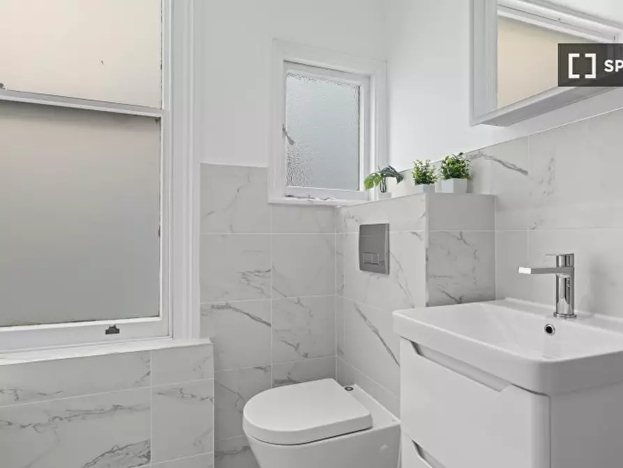 Immagine 14 di Appartamento in affitto  in Sussex Gardens a Paddington