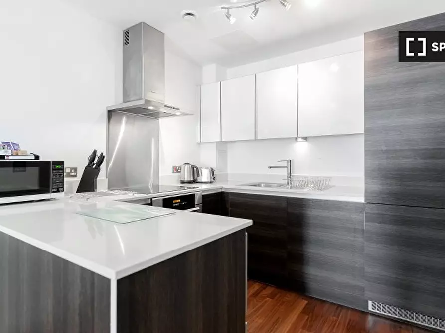 Immagine 7 di Appartamento in affitto  in Stanley Rd a Merton