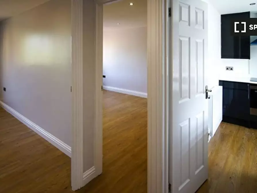 Immagine 2 di Appartamento in affitto  in Riverside Cl a Hackney