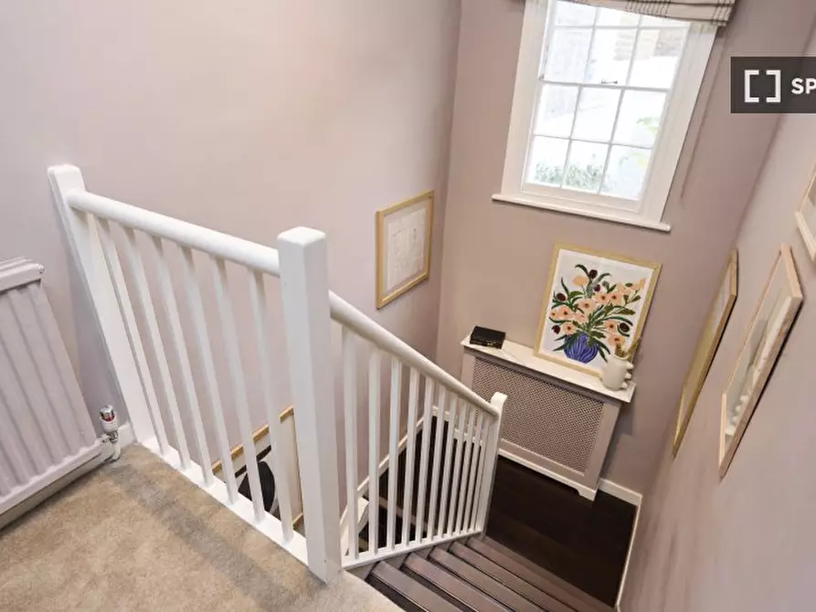 Immagine 12 di Appartamento in affitto  in Uxbridge St a Kensington