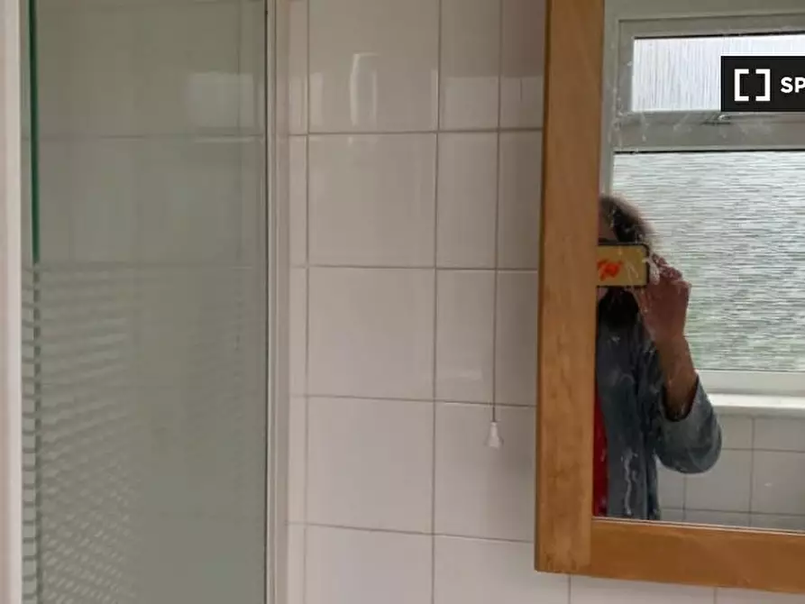 Immagine 2 di Ufficio in affitto  in Greenfield Gardens a Brent