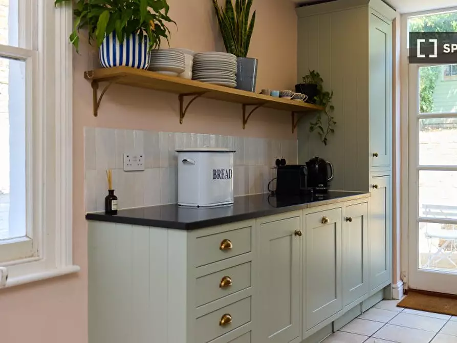 Immagine 7 di Appartamento in affitto  in Charlton Church Lane a Greenwich