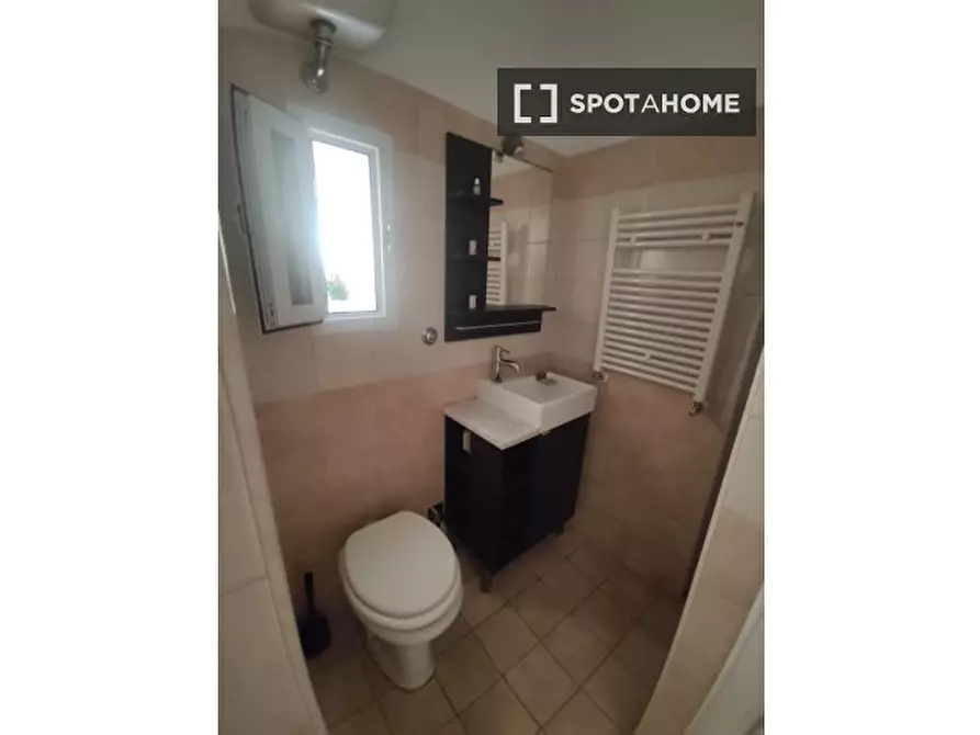 Immagine 8 di Appartamento in affitto  in Via dei Cappellari a Roma