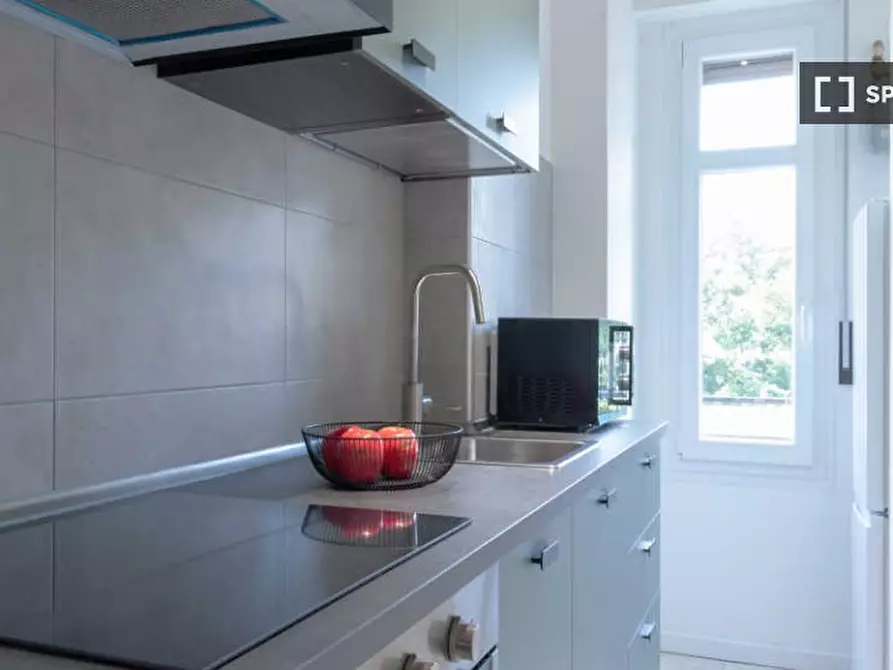 Immagine 6 di Camera condivisa in affitto  in Viale Carlo Espinasse a Milano