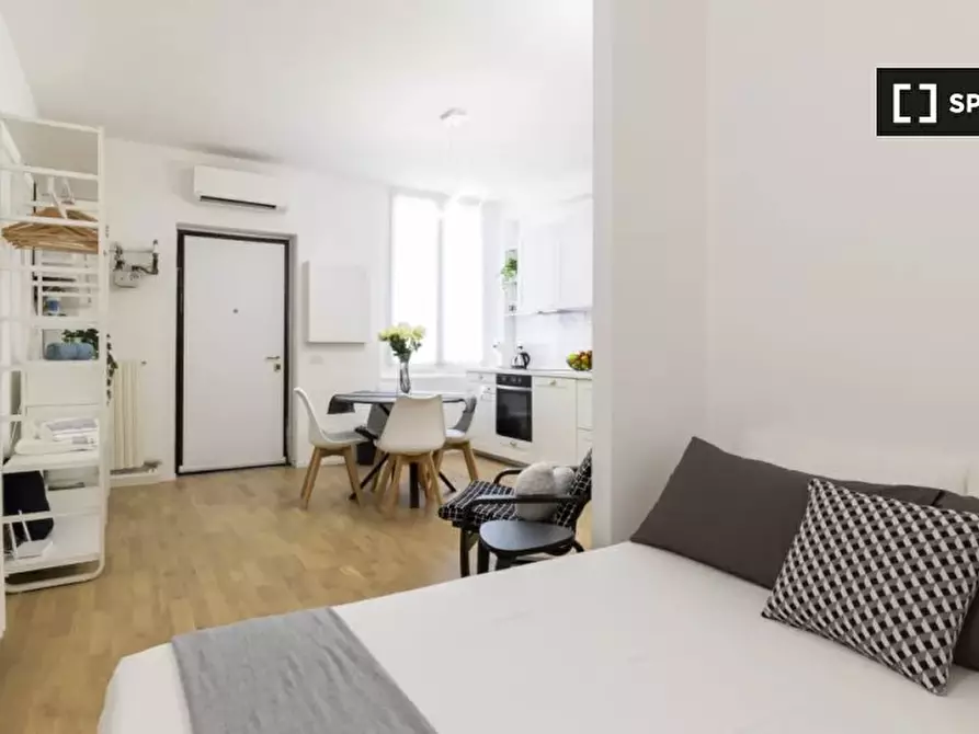 Immagine 6 di Ufficio in affitto  in Via Lodovico Il Moro a Milano