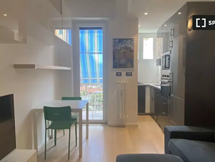Immagine 10 di Appartamento in affitto  in Via Gressoney a Milano