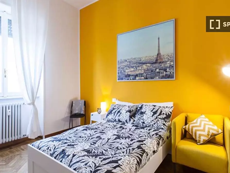 Immagine 1 di Camera condivisa in affitto  in Viale Emilio Caldara a Milano