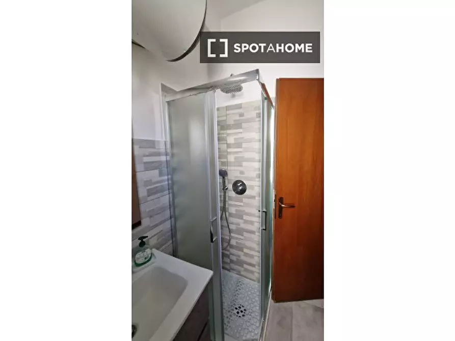 Immagine 6 di Ufficio in affitto  in Viale Umbria a Milano