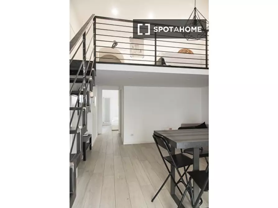 Immagine 3 di Appartamento in affitto  in Via Pavia a Milano