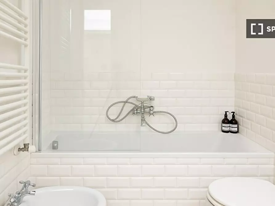 Immagine 13 di Appartamento in affitto  in Via Voghera a Milano