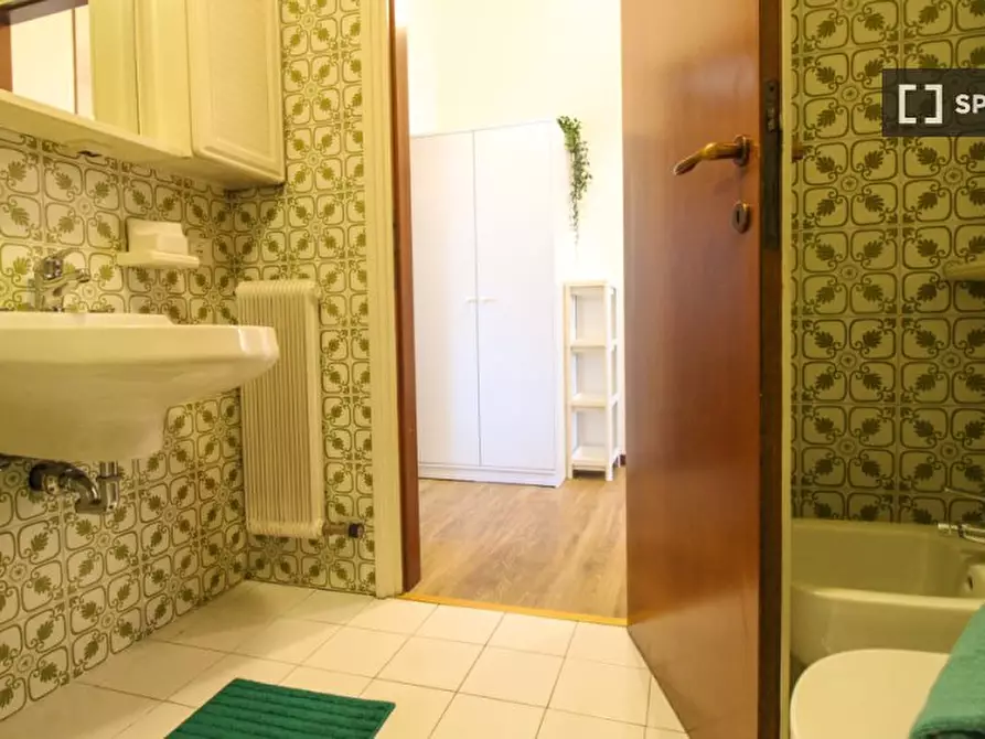 Immagine 14 di Camera condivisa in affitto  in Creta a Brescia