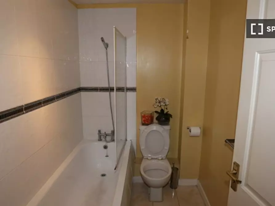 Immagine 19 di Appartamento in affitto  in Ware Point Drive a Eltham