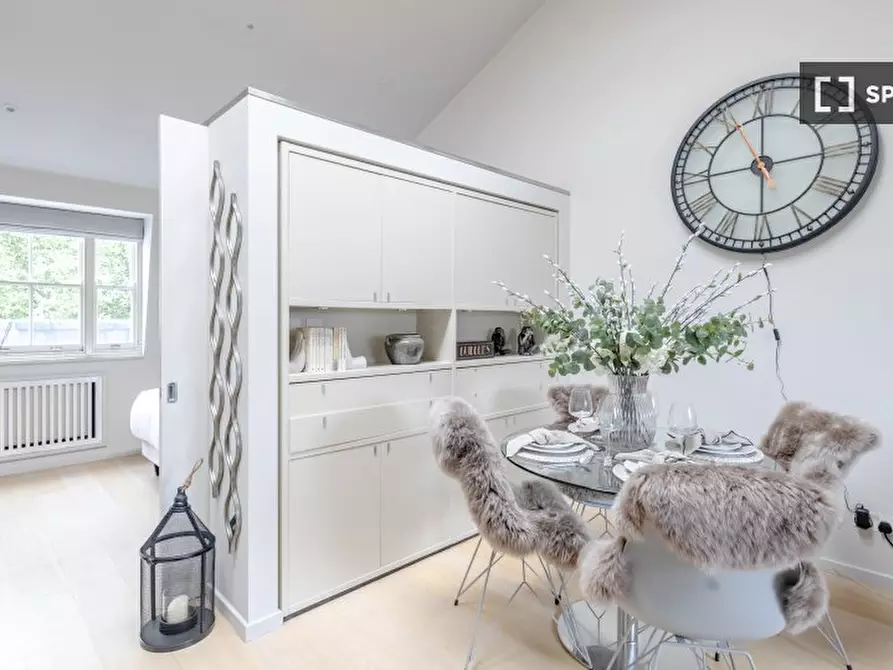 Immagine 7 di Appartamento in affitto  in Ovington Square a Kensington