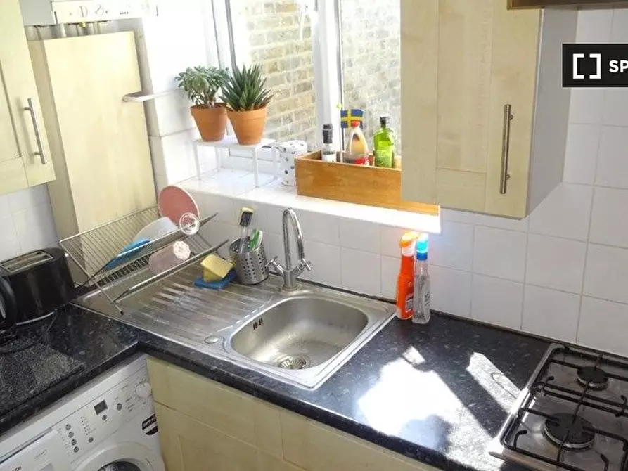 Immagine 7 di Appartamento in affitto  in Bethnal Green Rd a Poplar