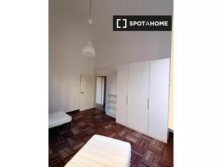Immagine 6 di Camera condivisa in affitto  in Via S. Vitale a Bologna