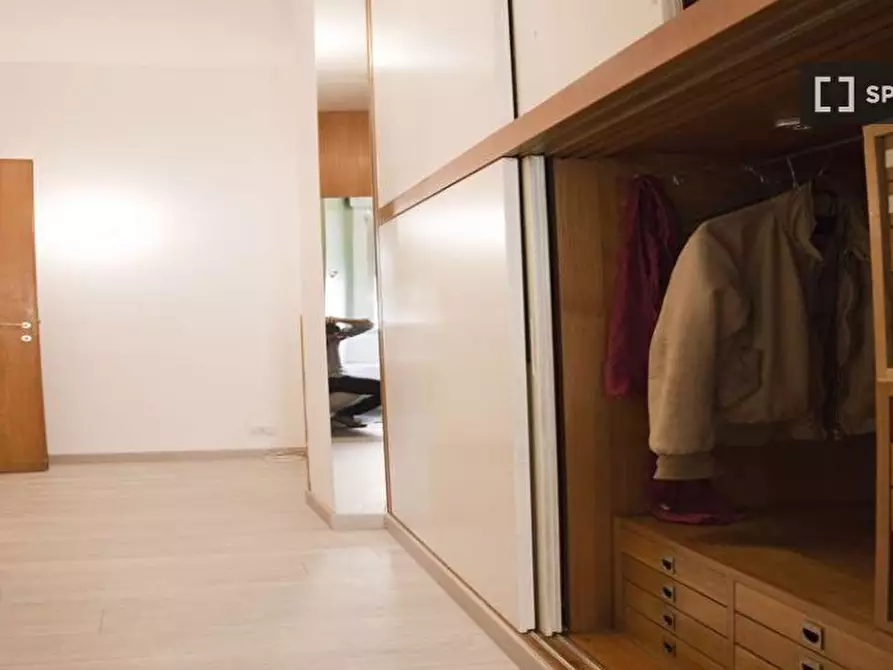 Immagine 19 di Camera condivisa in affitto  in Via Conca del Naviglio a Milano