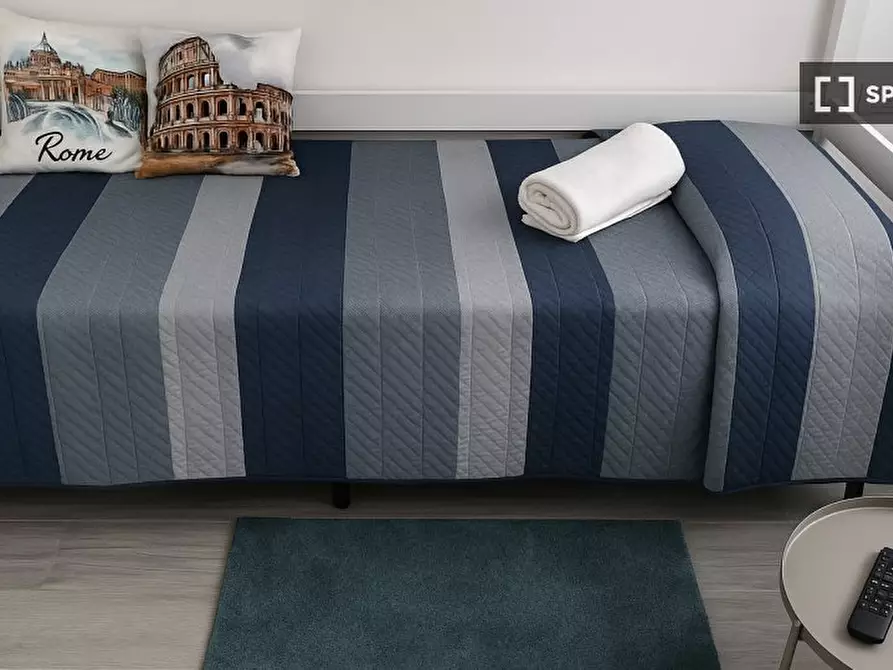 Immagine 13 di Appartamento in affitto  in Via Statilio Tauro a Roma