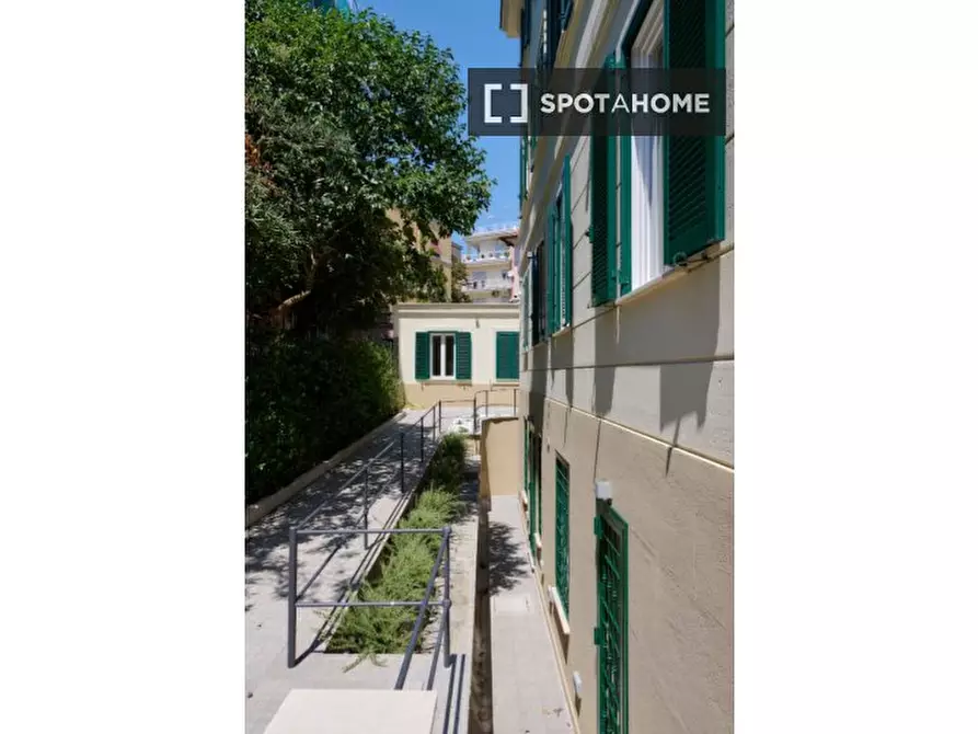 Immagine 15 di Appartamento in affitto  in Via Giulia di Gallese a Roma