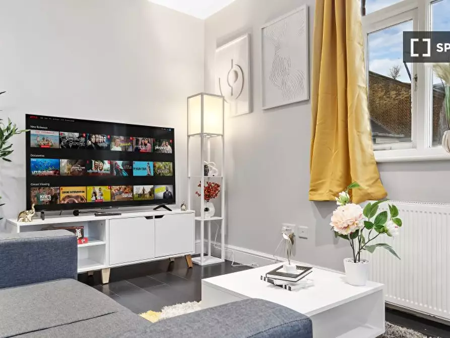 Immagine 10 di Appartamento in affitto  in High St a Barnet