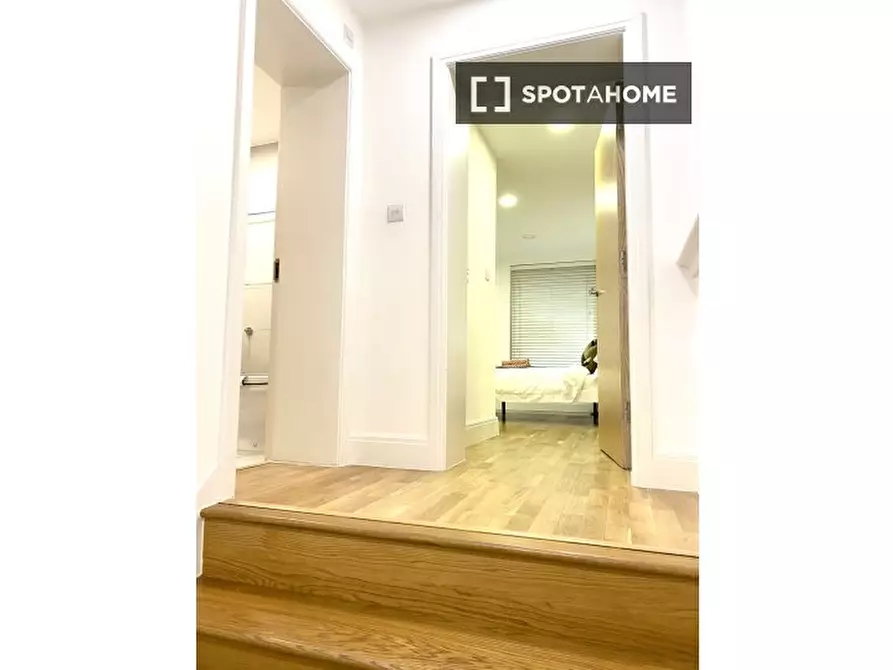 Immagine 5 di Ufficio in affitto  in Fleet St a 