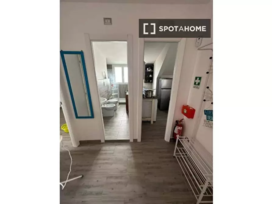 Immagine 12 di Appartamento in affitto  in Lungomare Duca degli Abruzzi a Roma