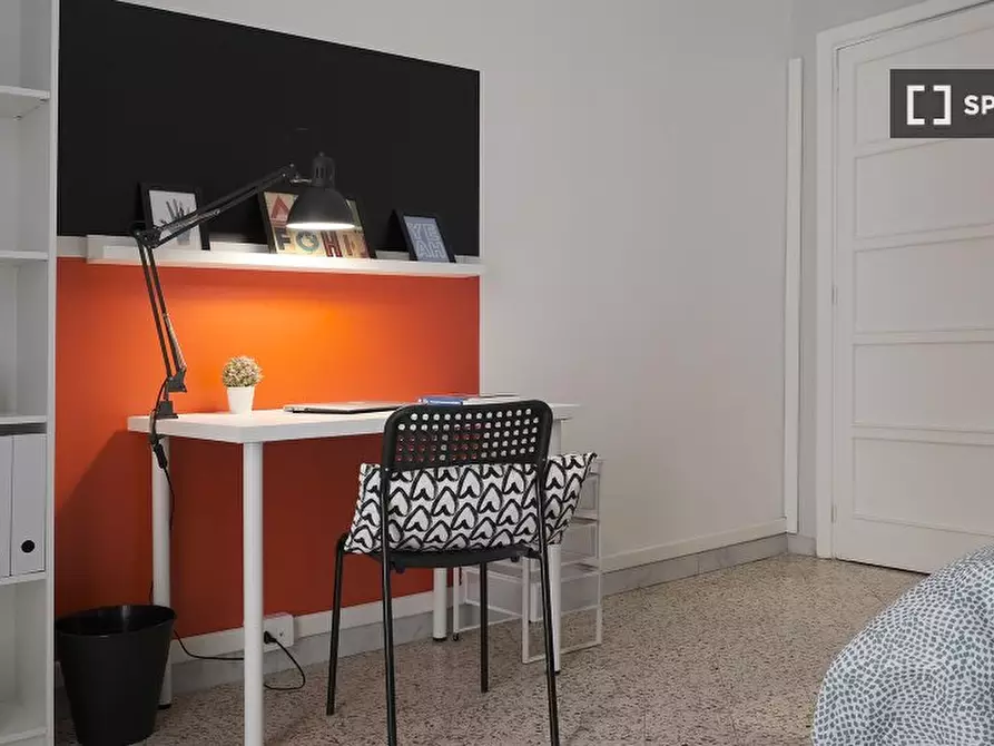 Immagine 3 di Camera condivisa in affitto  in Vico Campane a Donnalbina n. a Napoli