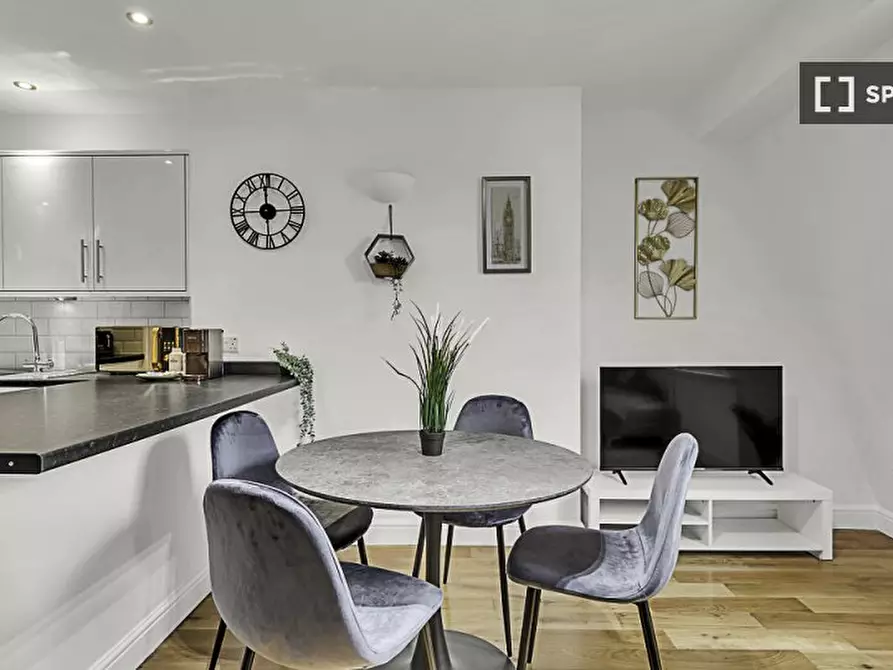 Immagine 1 di Appartamento in affitto  in Norfolk Place a Paddington
