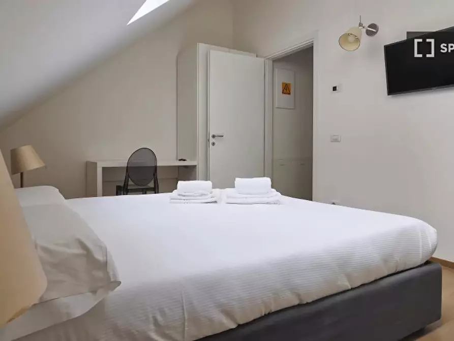 Immagine 15 di Appartamento in affitto  in Corso Como a Milano