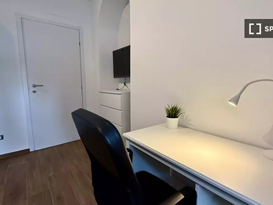 Immagine 17 di Camera condivisa in affitto  in Via Cesana a Torino