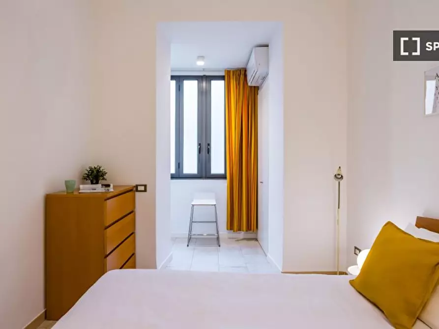 Immagine 2 di Appartamento in affitto  in Corso Umberto I a Napoli