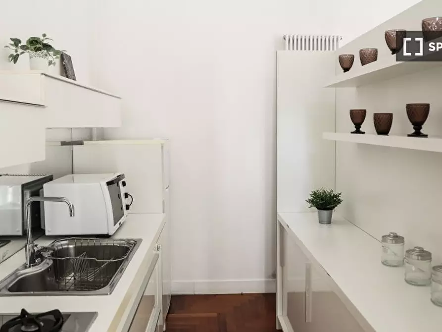 Immagine 5 di Appartamento in affitto  in Via del Parco Margherita a Napoli