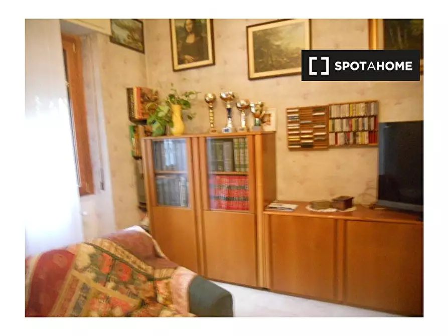 Immagine 12 di Camera condivisa in affitto  in Via Mincio a Milano