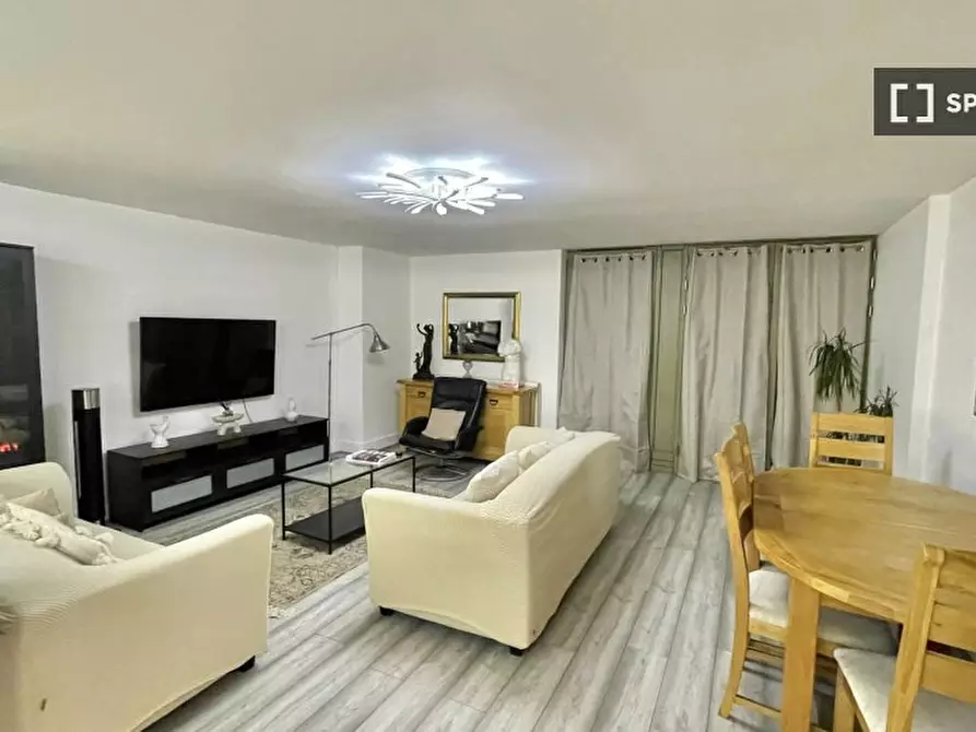 Immagine 9 di Appartamento in affitto  in Kensington Gardens Square a Paddington