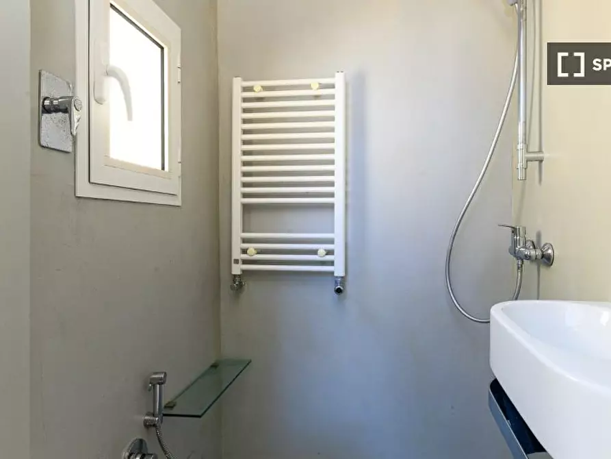 Immagine 6 di Appartamento in affitto  in Via dei Campani a Roma