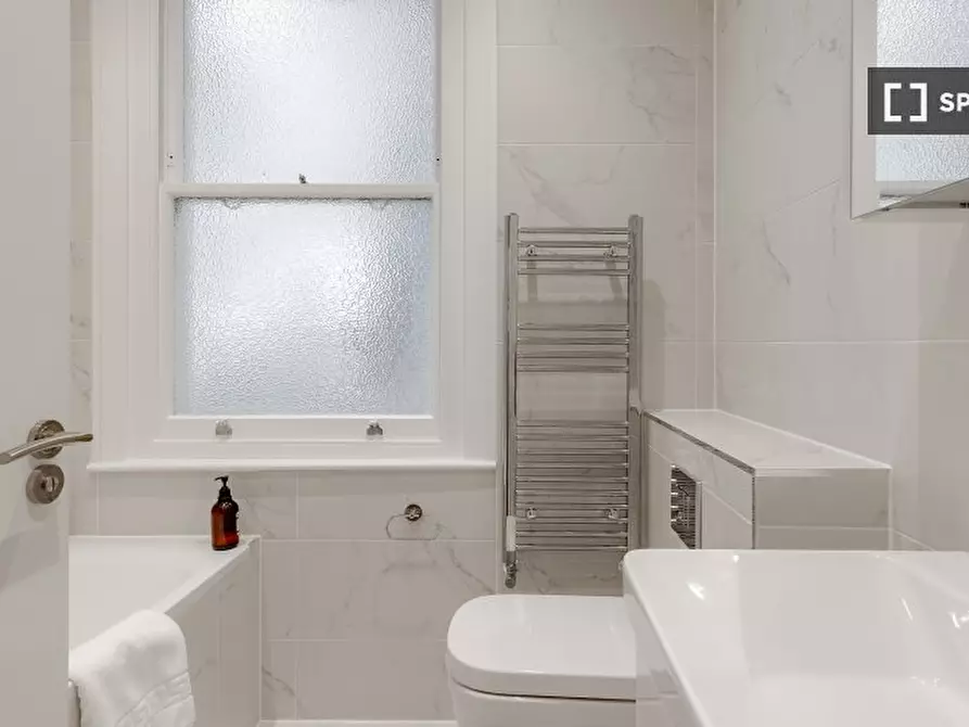 Immagine 10 di Appartamento in affitto  in Sussex Gardens a Paddington