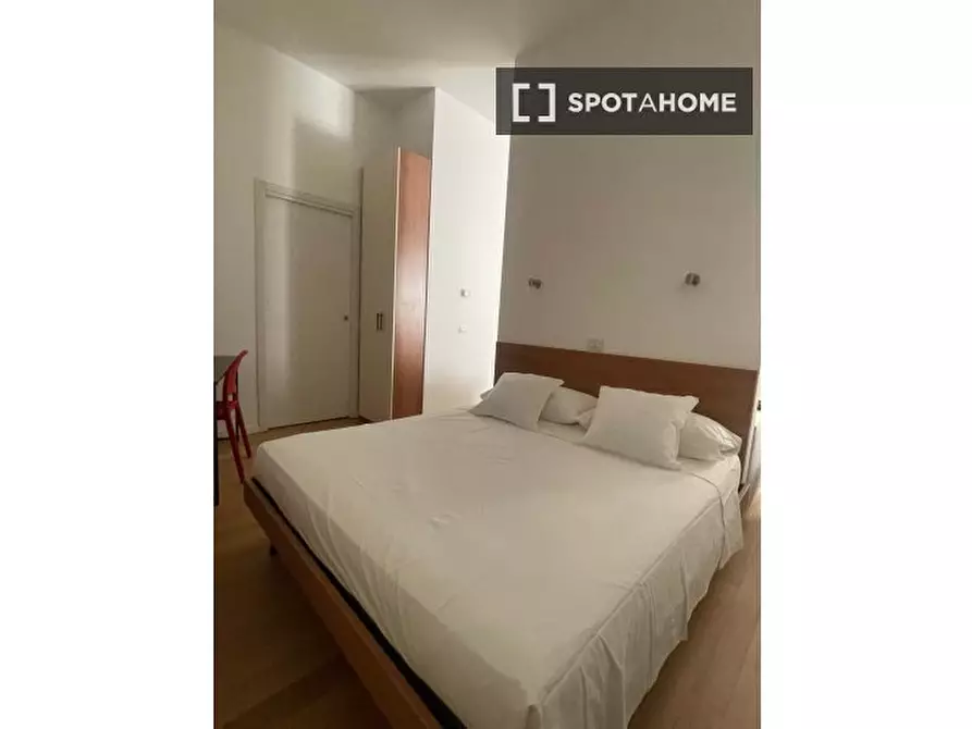 Immagine 12 di Appartamento in affitto  in Via Casale a Milano