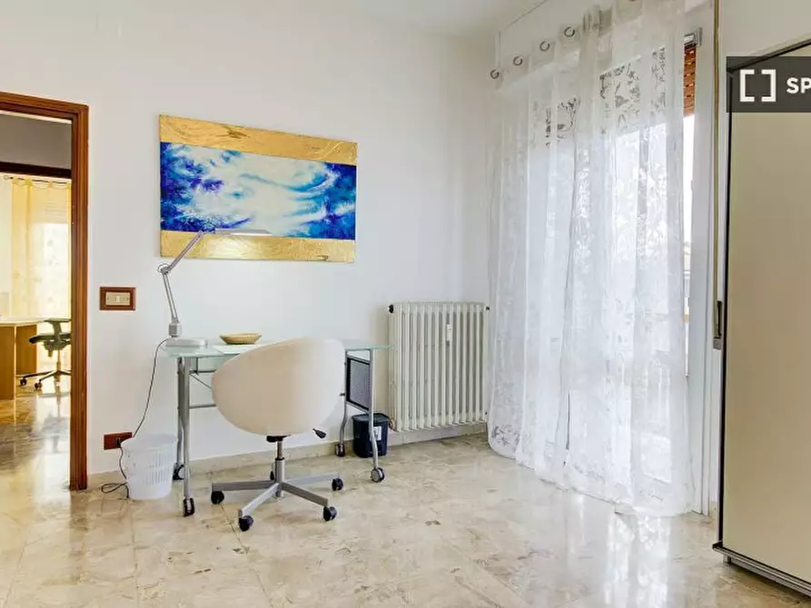 Immagine 5 di Camera condivisa in affitto  in Via Giovanni Costetti a Firenze