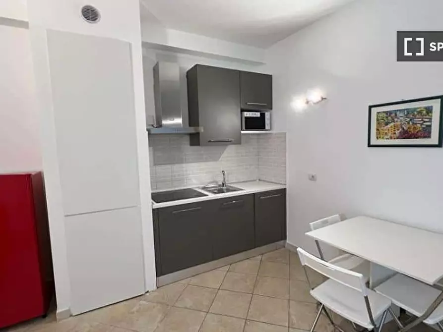 Immagine 3 di Appartamento in affitto  in Via Lorenteggio a Milano