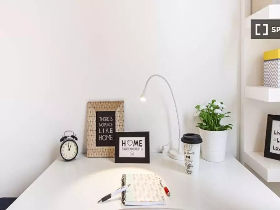 Immagine 5 di Camera condivisa in affitto  in Via Salvatore Barzilai a Milano