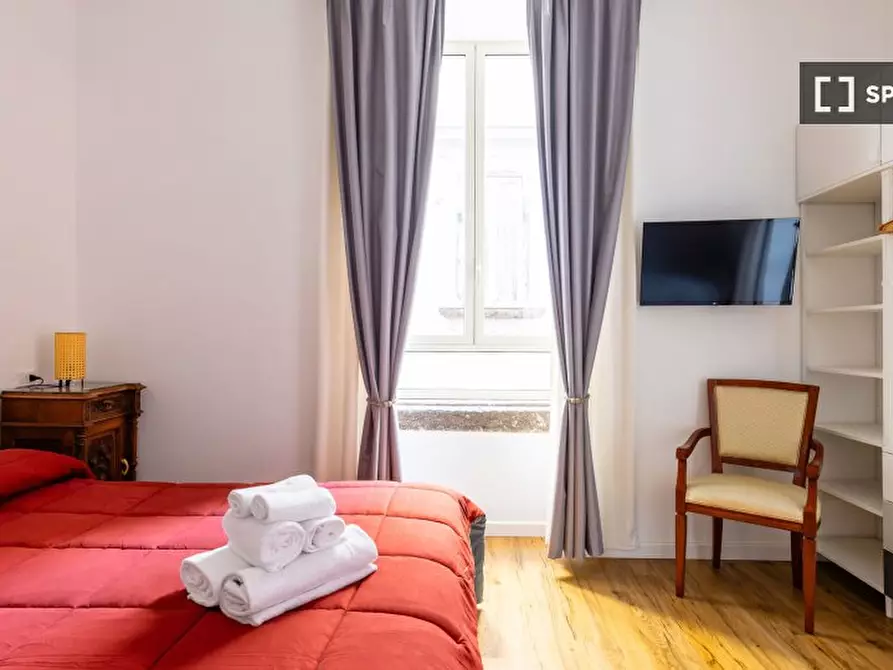 Immagine 16 di Appartamento in affitto  in Via Speranzella a Napoli