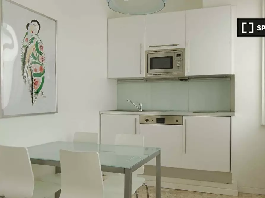 Immagine 3 di Appartamento in affitto  in Piazza Luigi di Savoia a Milano