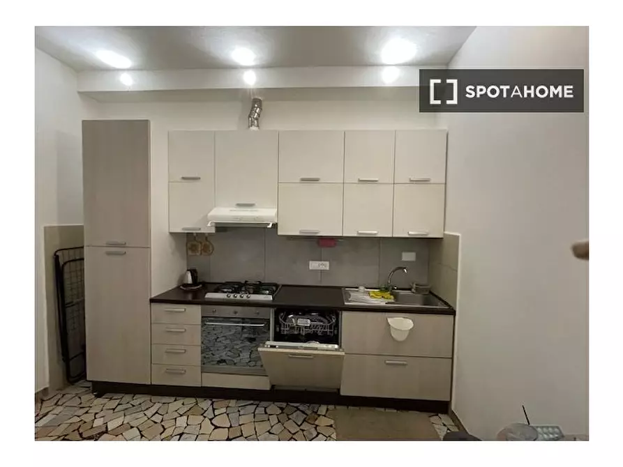 Immagine 5 di Camera condivisa in affitto  in Via Niccolò Machiavelli a Bologna