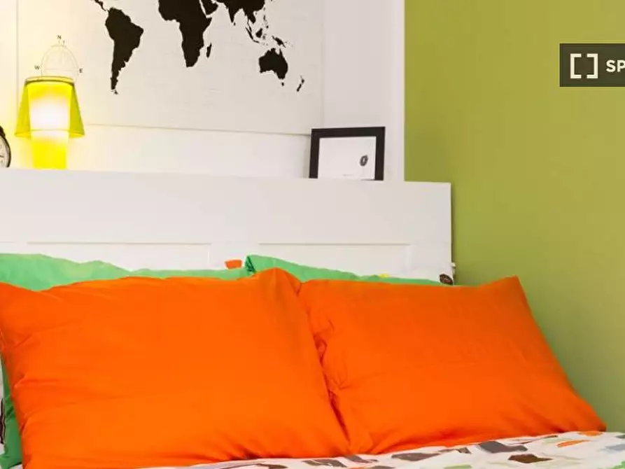 Immagine 2 di Camera condivisa in affitto  in Via Larga a Milano